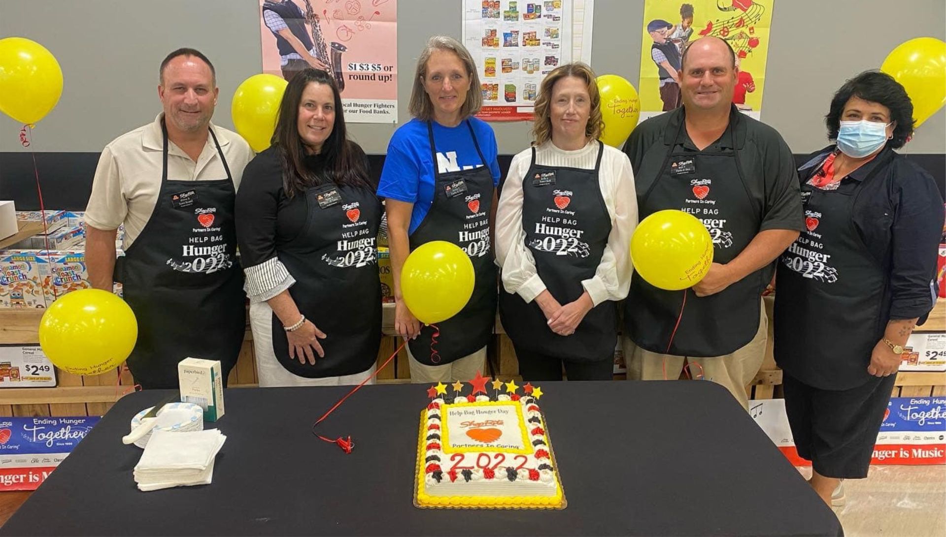 New Windsor Officials Bag Groceries at ShopRite The Newburgh News, LLC