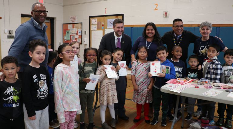 Ryan Visits New Windsor School to Kick Off Valentines for Vets