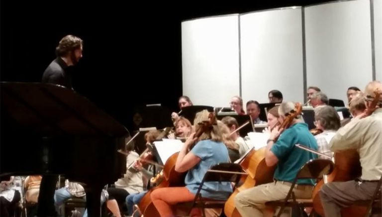 Greater Newburgh Symphony Orchestra to Perform “Play of the Waves”